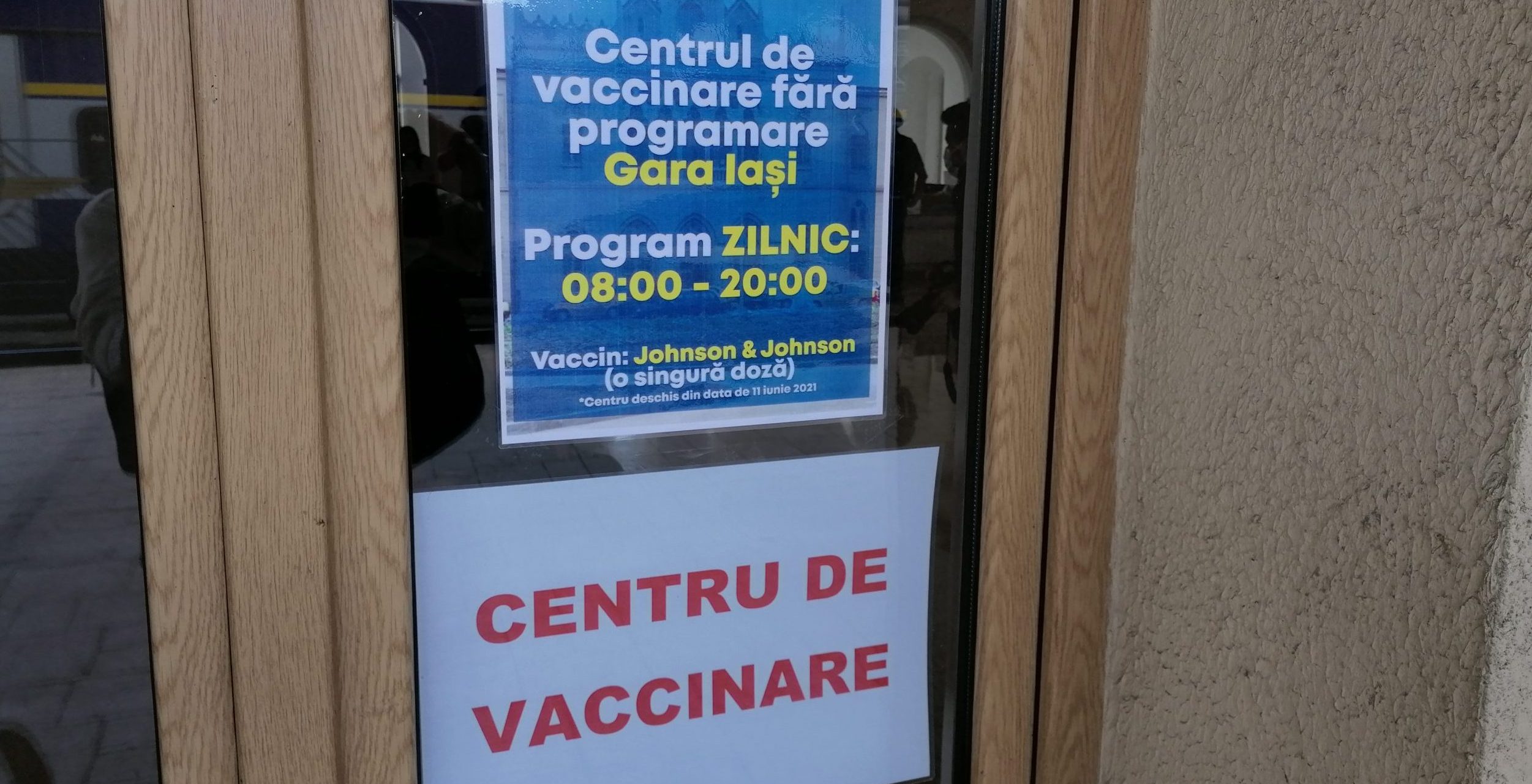 (AUDIO) IAȘI: Fluxuri de vaccinare suplimentare la Palas, Casa Studeților și la Gară