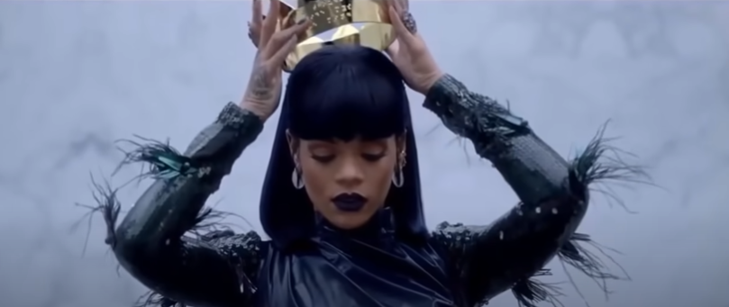 Rihanna a devenit cea mai bogată cântăreaţă din lume, cu o avere estimată la 1,7 miliarde de dolari