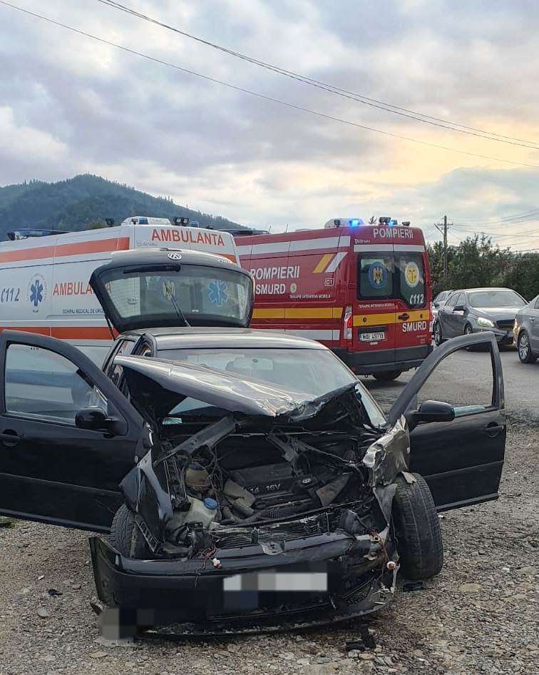 Neamţ: Accident cu trei victime pe DN 15, la Vaduri