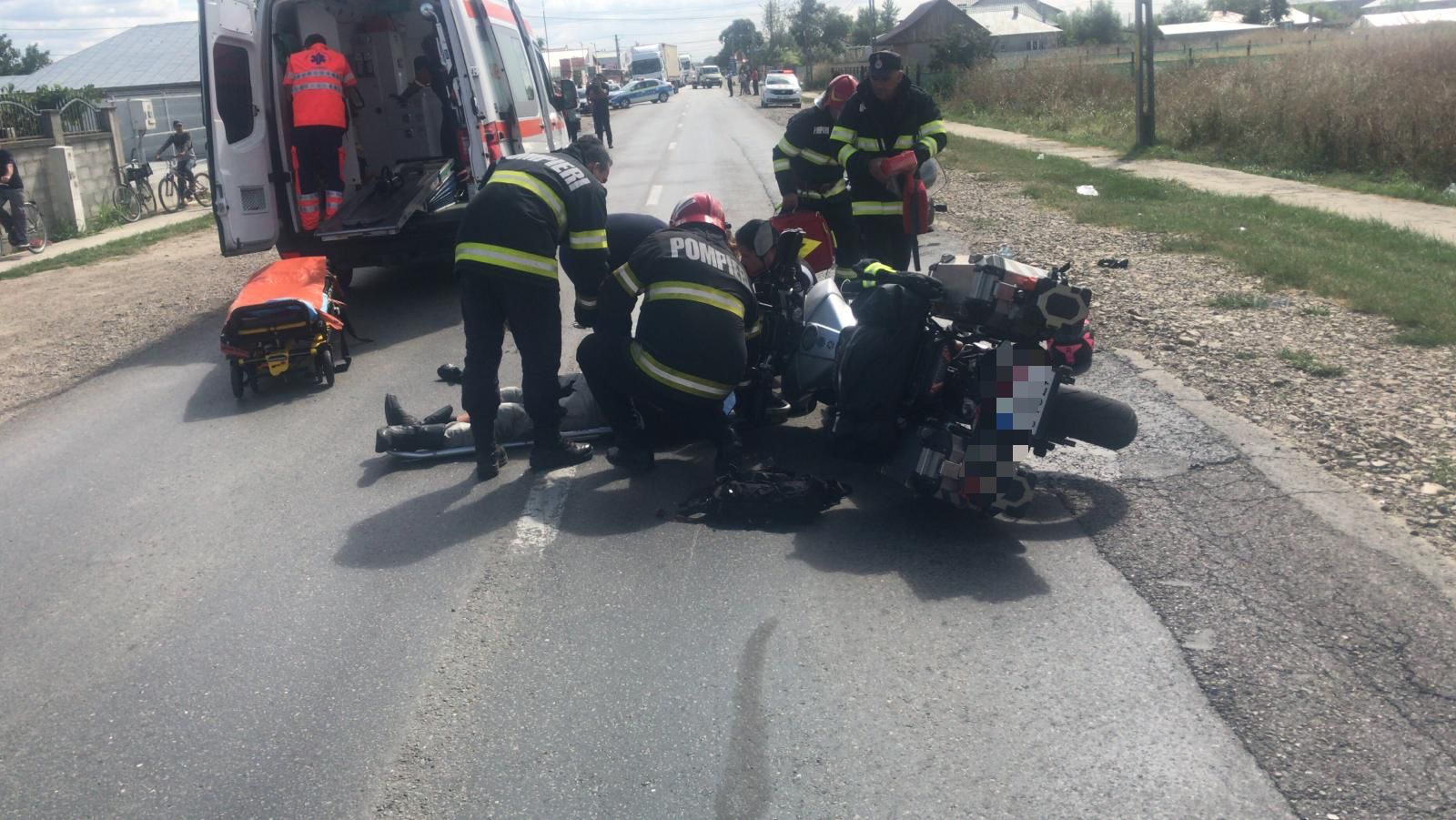 Vrancea: Un bărbat a decedat, pe DN 23D, în urma coliziunii între motocicleta pe care se afla şi un autoturism