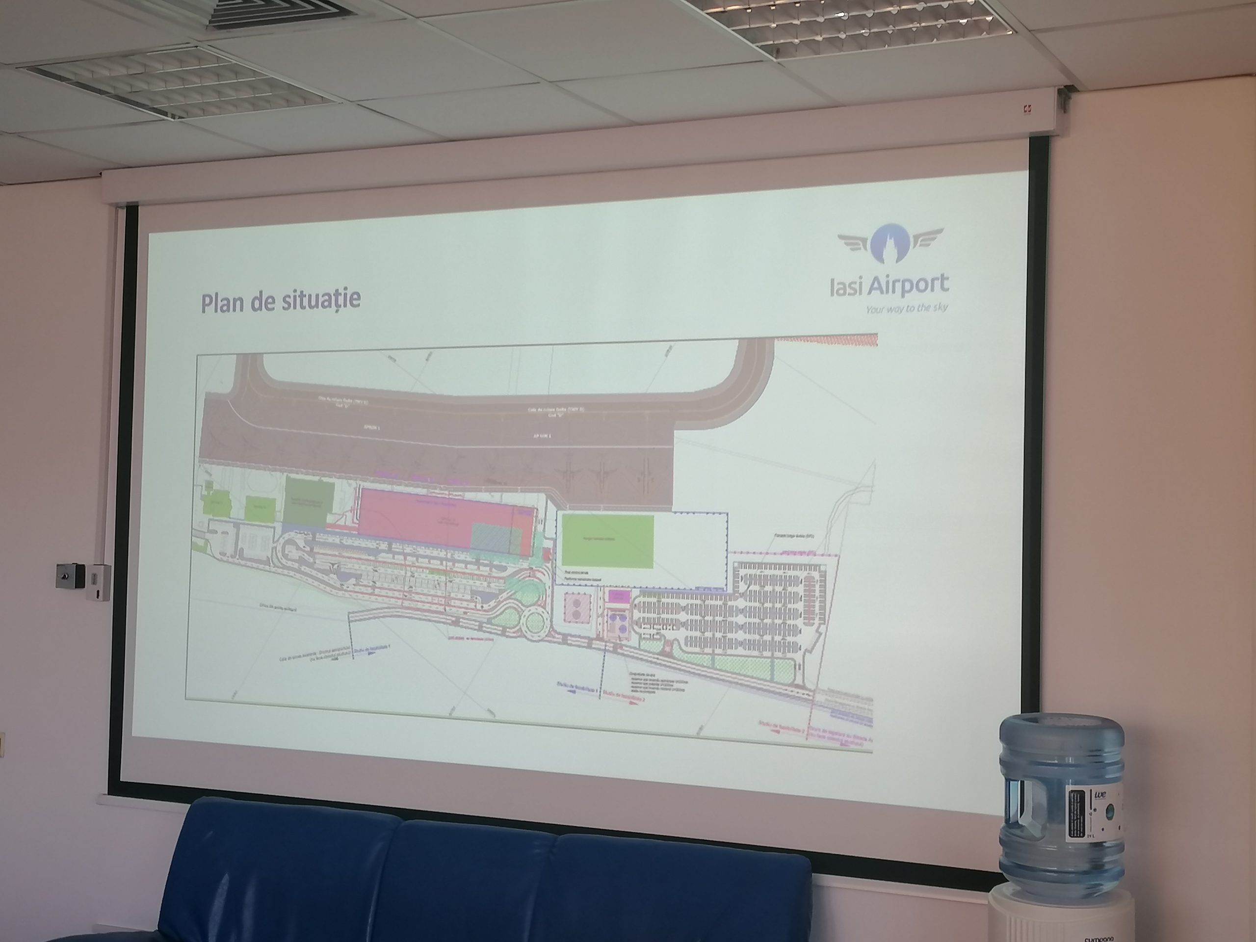 (AUDIO) Aeroportul din IAŞI: Autorităţile judeţene pregătesc construirea Terminalului 4