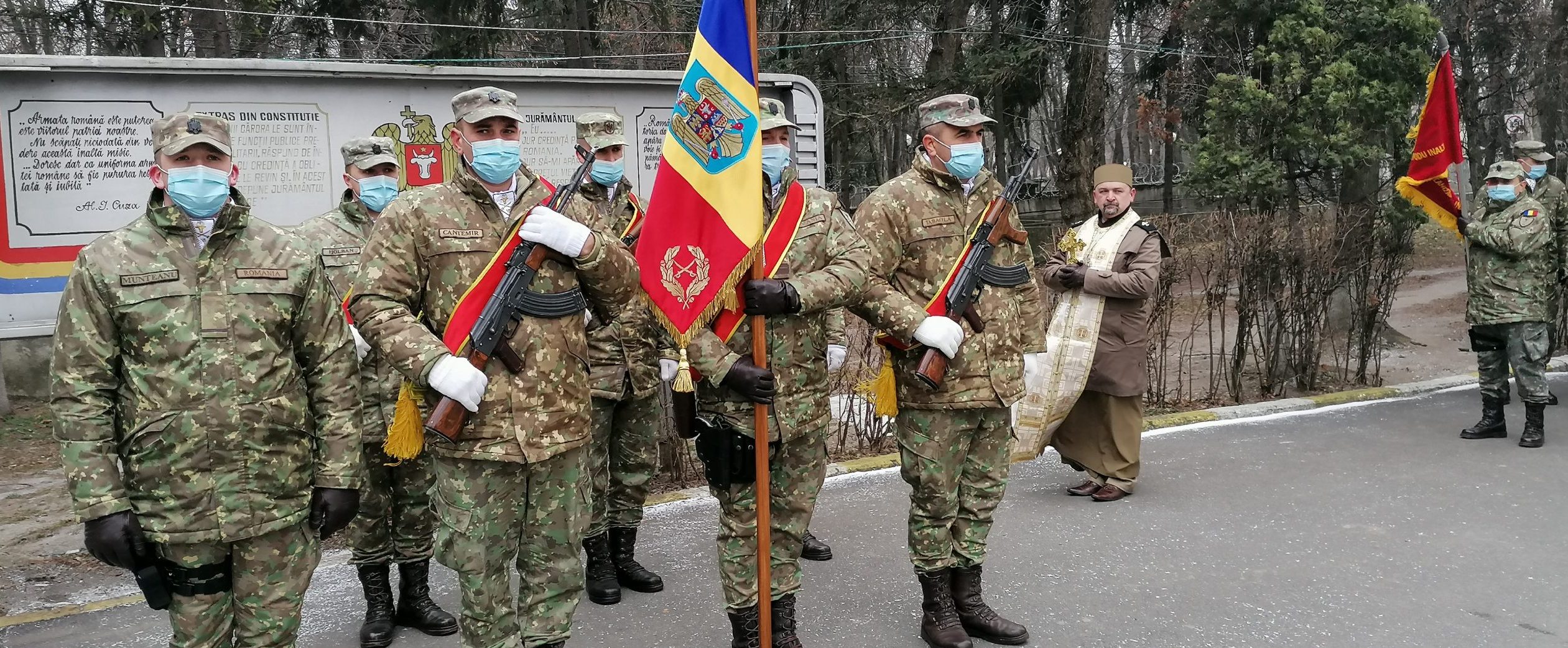 (FOTO) IAȘI: 145 de ani de la înfiinţarea Brigăzii 15 Mecanizate “Podu Înalt”