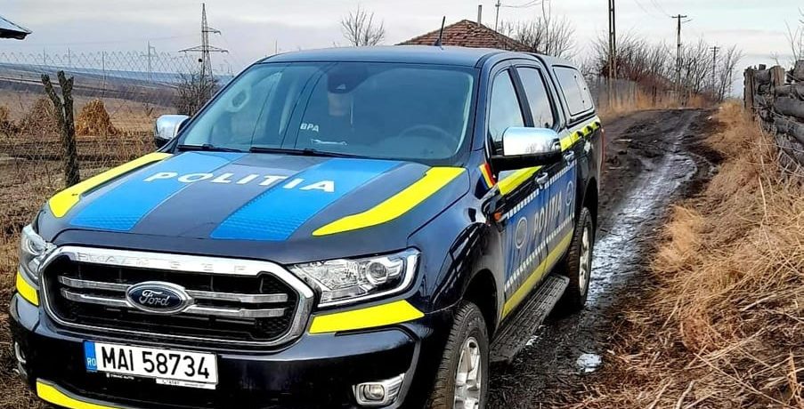 Botoşani: Poliţiştii au făcut patru percheziţii la locuinţele unor persoane suspectate de braconaj