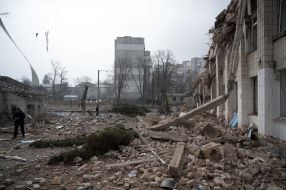 Ucraina anunţă zece coridoare umanitare pentru evacuarea civililor