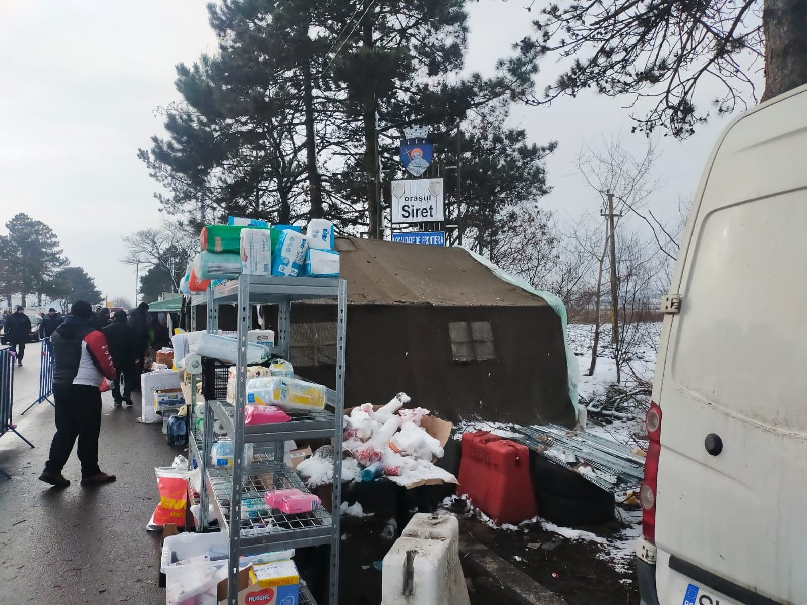 Suceava: Voluntarii, primii oameni din România care întind mâna refugiaţilor din Ucraina