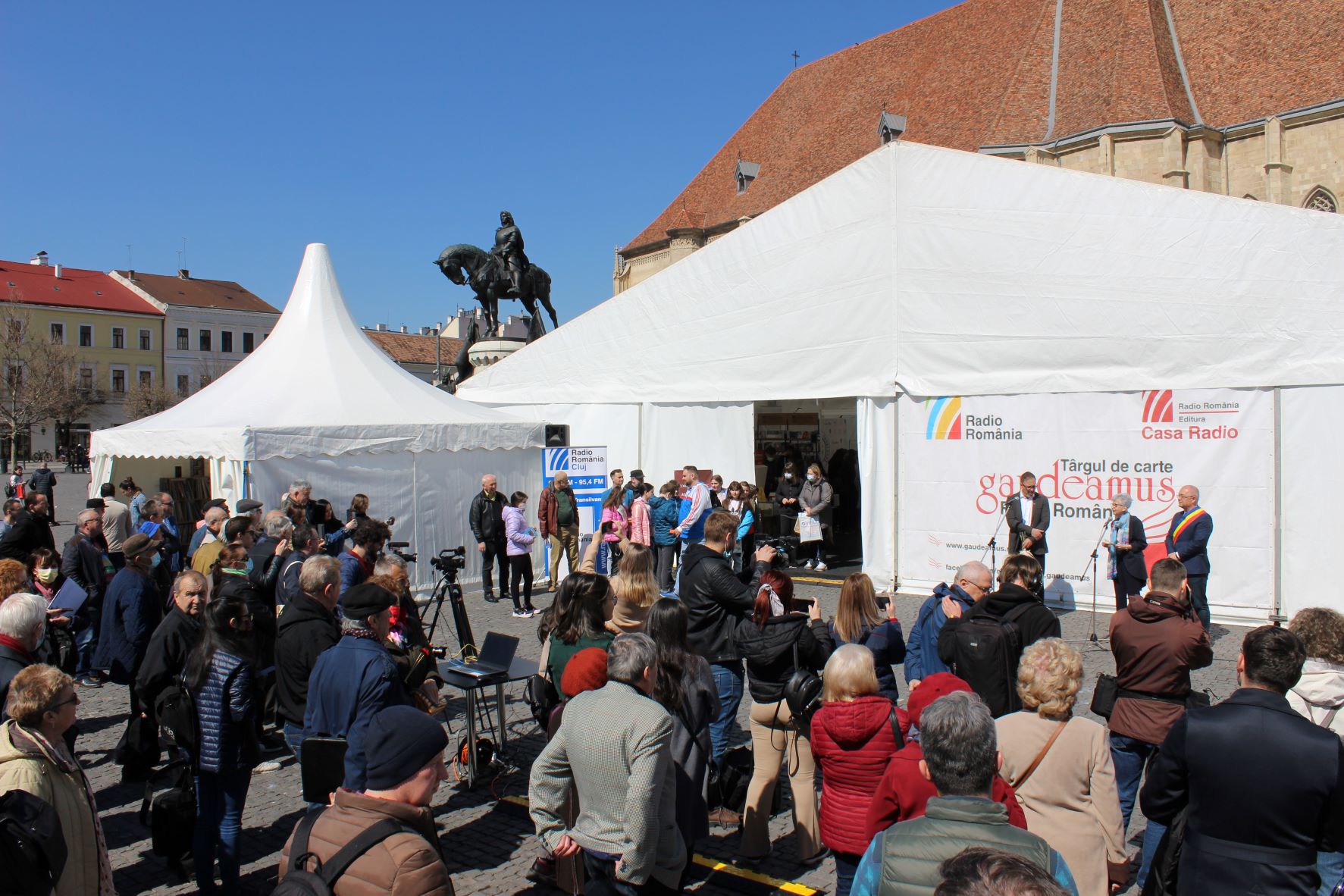 Zi plină de evenimente la Târgul de carte Gaudeamus Radio România, organizat la Cluj-Napoca