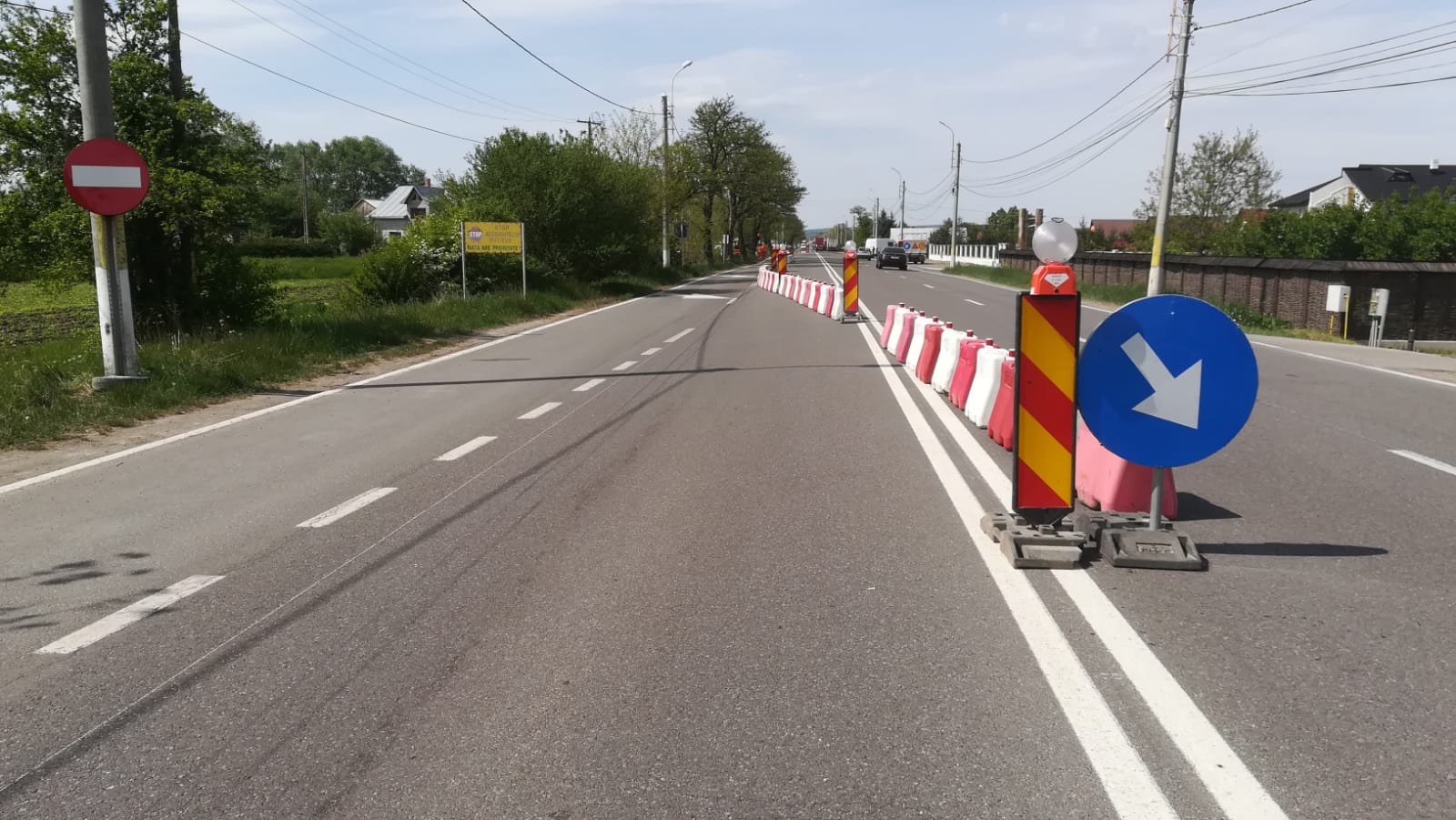 Trafic rutier blocat pe centura ocolitoare a staţiunii Călimăneşti-Căciulata