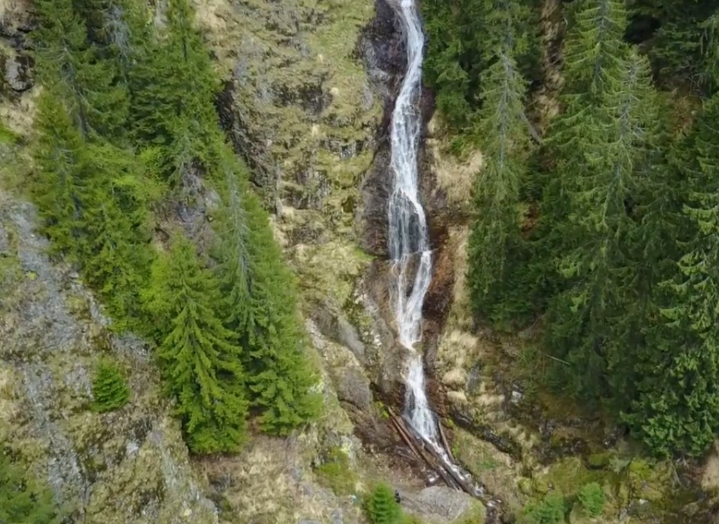 (FILM) Cascada „Săritoarea Bohodei”