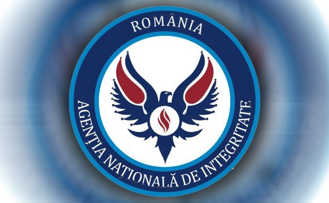 ANI a găsit 10 persoane cu probleme de integritate: un şef de la Drumuri, un manager de spital, un şef de penitenciar, poliţişti şi funcţionari