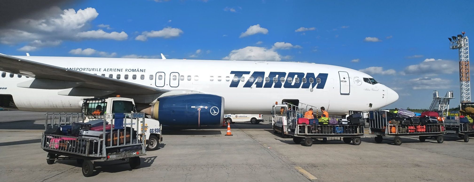 TAROM a decis anularea zborurilor Bucureşti-Frankfurt şi retur de luni din cauza grevei angajaţilor de pe Aeroportul Frankfurt