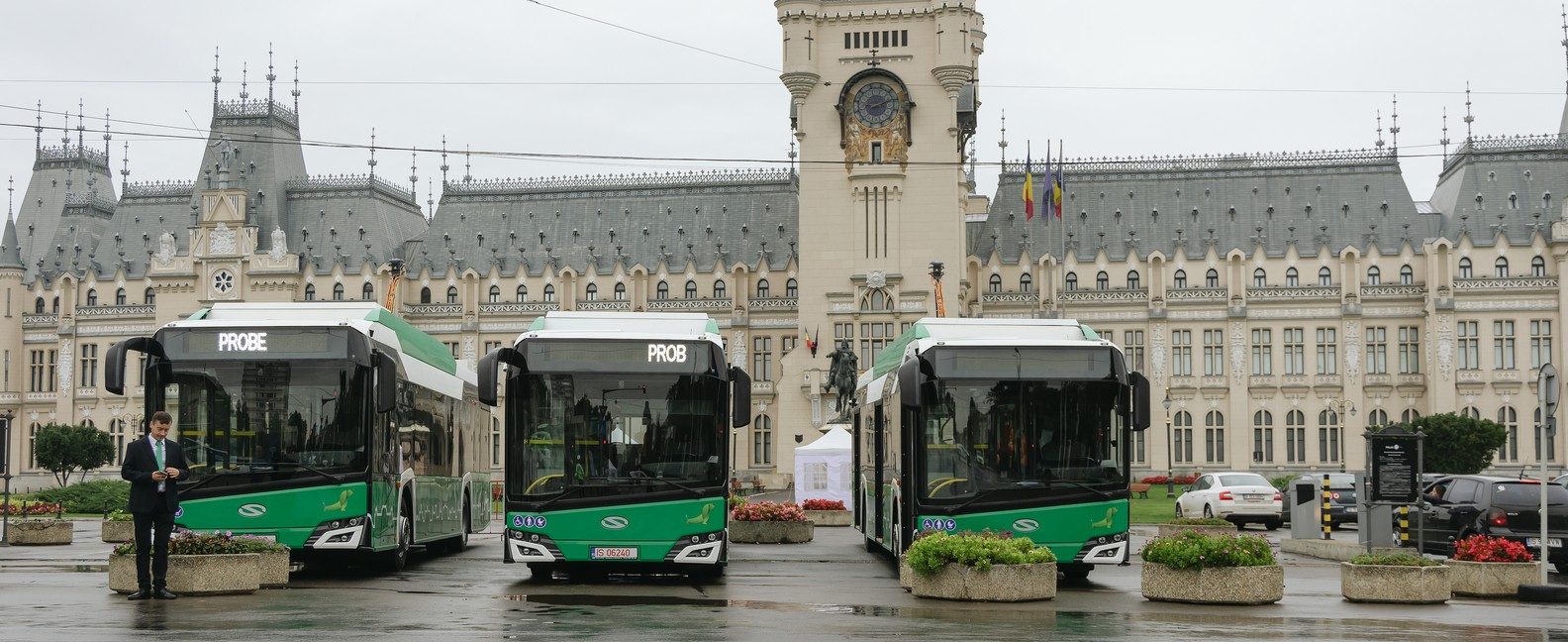 Autobuzele electrice Solaris au ieşit, de astăzi, pe traseele din municipiul Iași