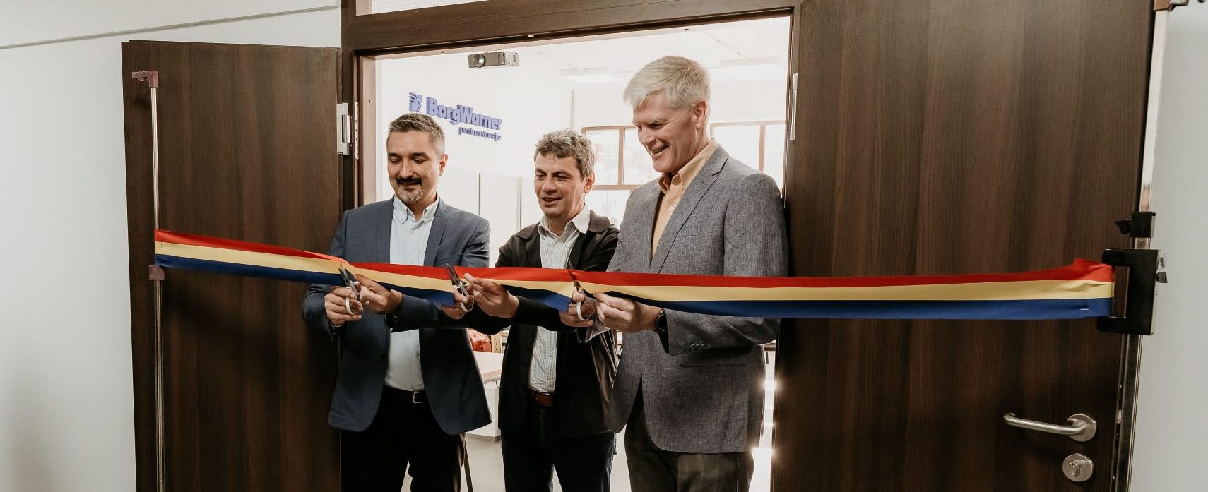 TUIASI a inaugurat Laboratorul de Acționări Electrice de la Facultatea de Inginerie Electrică