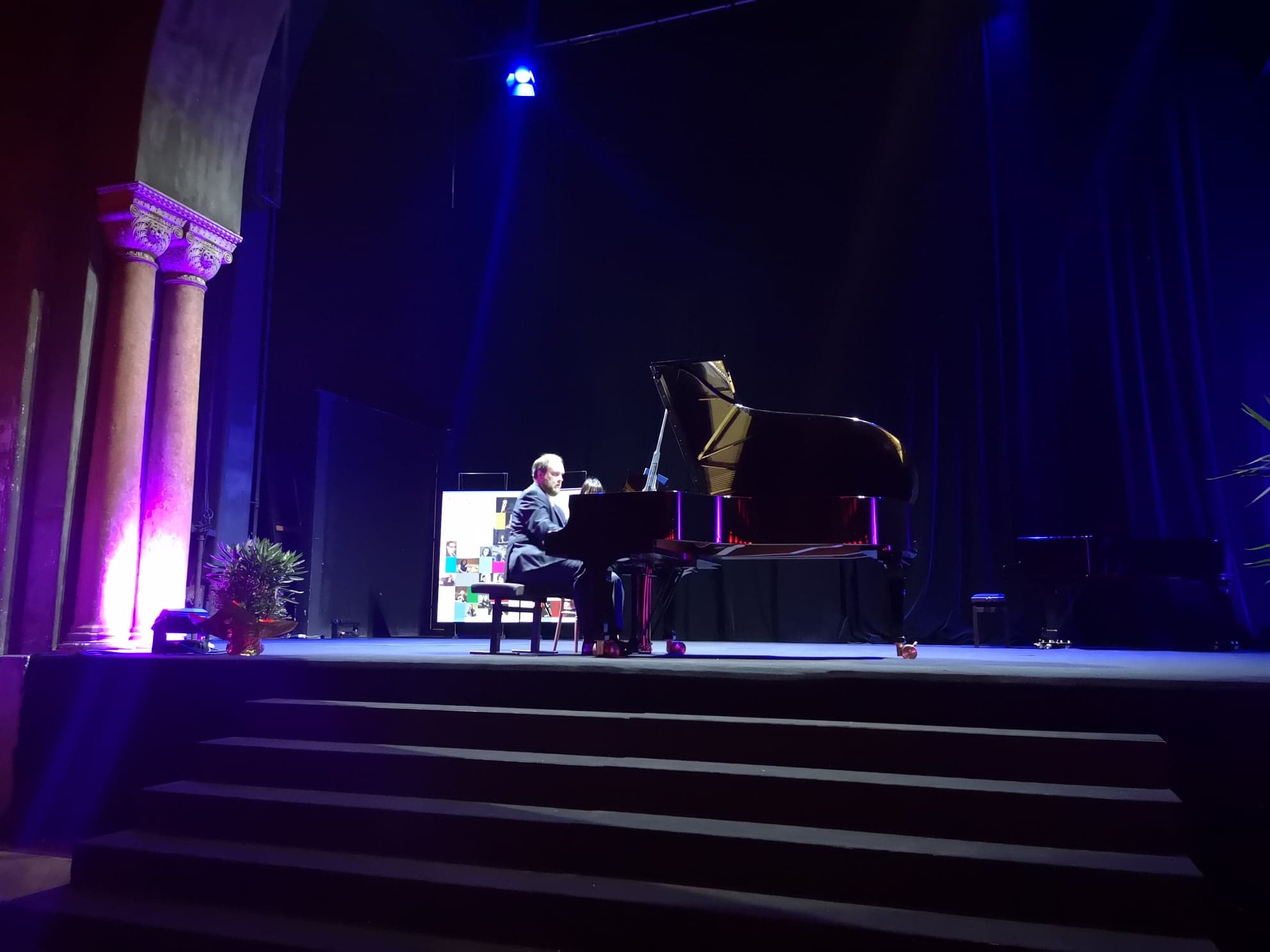 Pianistul Jonas Vitaud la Teatrul Bizantin, Ambasada României în Franța