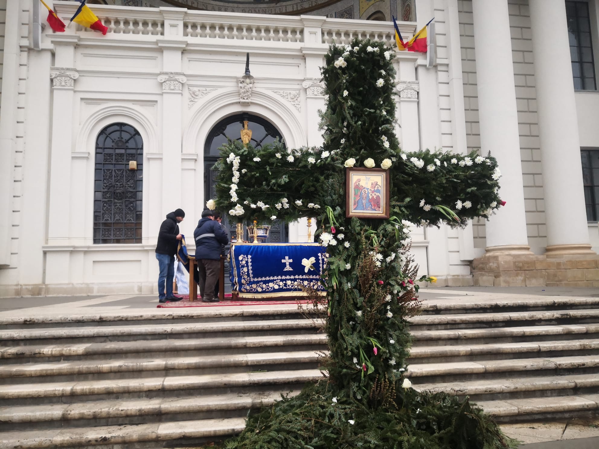 (AUDIO/FOTO) Creştinii sărbătoresc, astăzi, Botezul Domnului