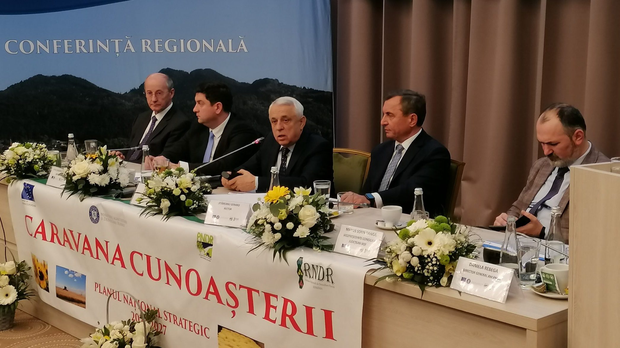 Iaşi – Ministrul Agriculturii, Petre Daea, s-a întîlnit cu fermieri şi agricultori din judeţ