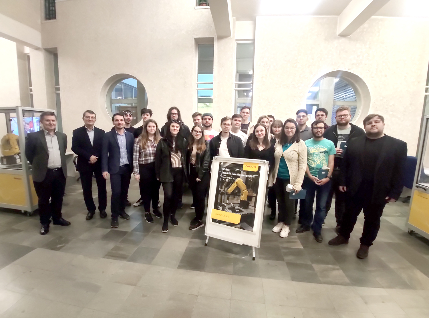 TUIASI a găzduit un eveniment unic în România: faza regională a unei olimpiade interdisciplinare de robotică, iar o echipă va merge în finala pe țară