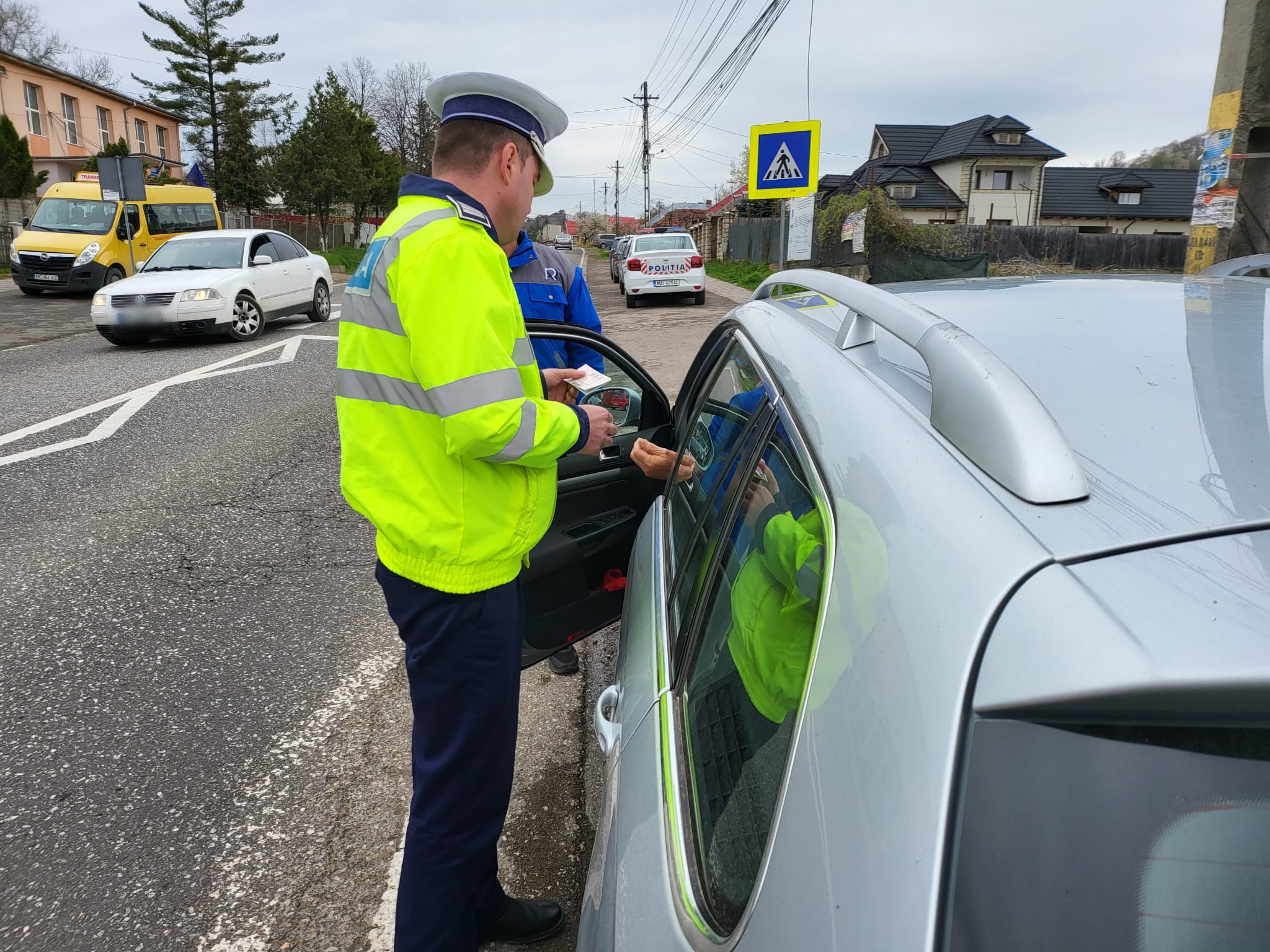 Vaslui: Poliţiştii rutieri din Bârlad derulează campania ‘Drumuri sigure’, în perioada martie – octombrie