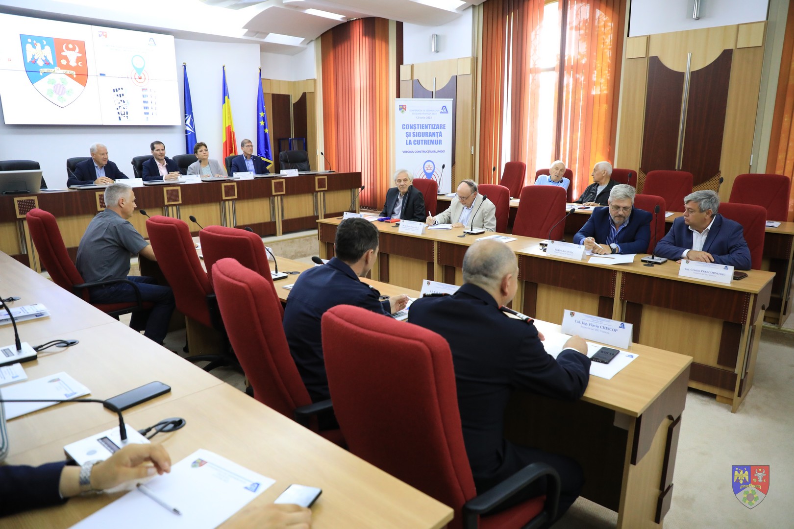 Vrancea: Conferința de seismologie ”Conștientizare și siguranță la cutremur. Viitorul construcțiilor, unde?”