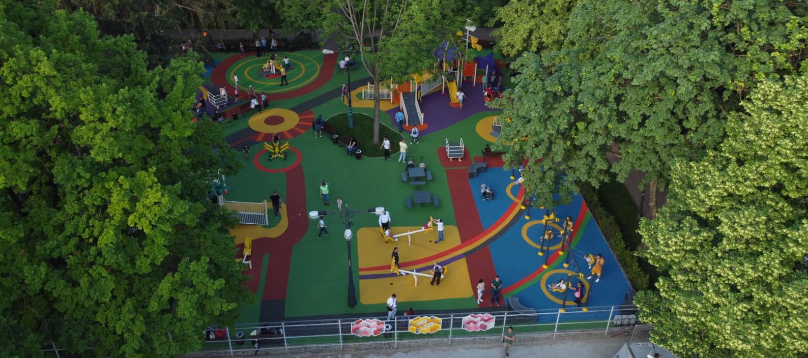 Iaşi: Parc destinat persoanelor cu dizabilităţi, inaugurat de Ziua Copilului