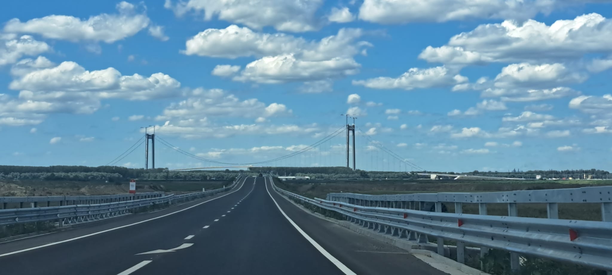 Proiectul de lege privind contractul de finanţare pentru construirea autostrăzii A7 Moldova a fost adoptat