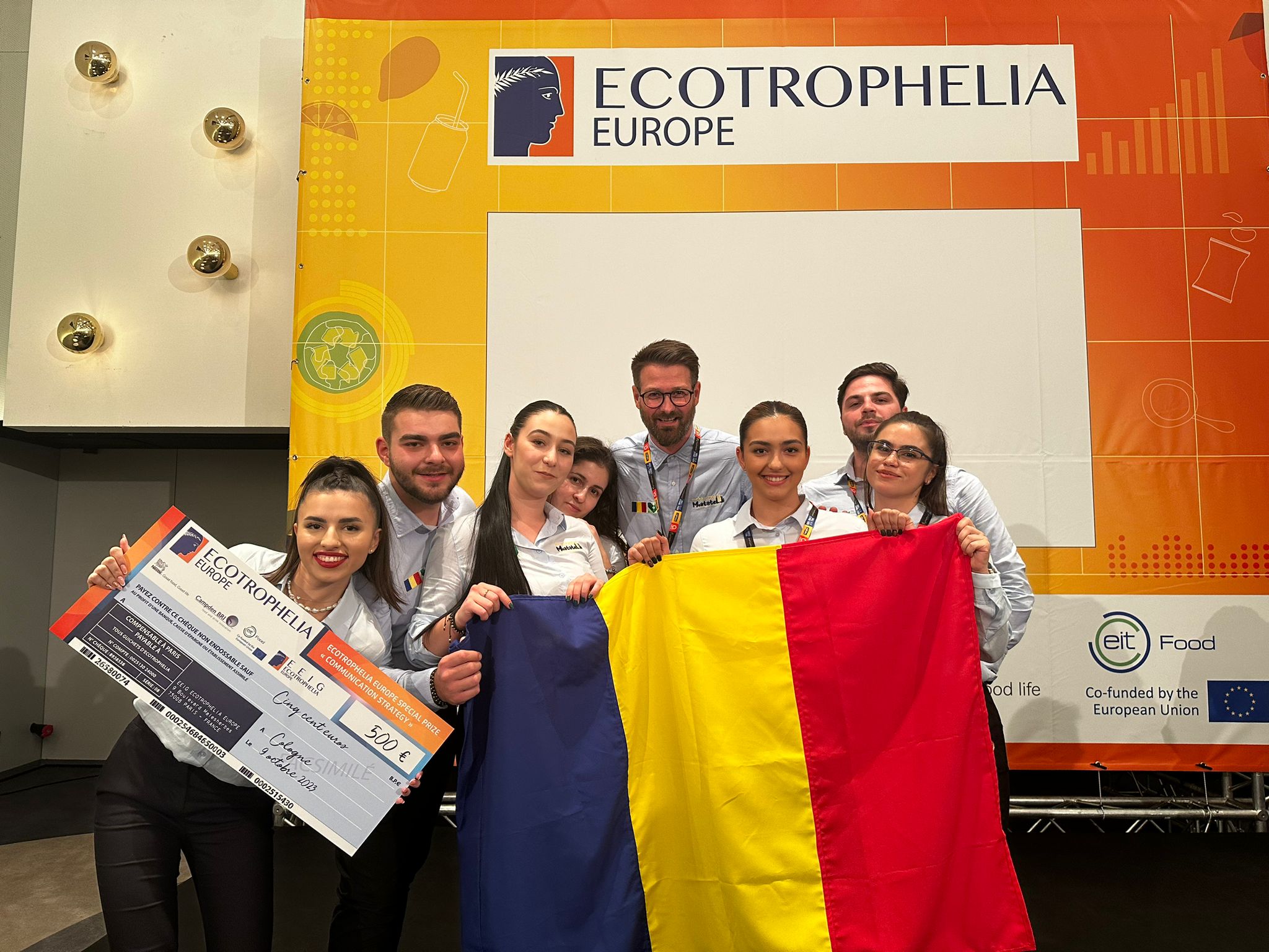 Echipa „Meatatelli” a USV Iași premiată în Germania pentru creativitate remarcabilă, soluții inovatoare în direcția circularității și abordărilor cu emisii zero