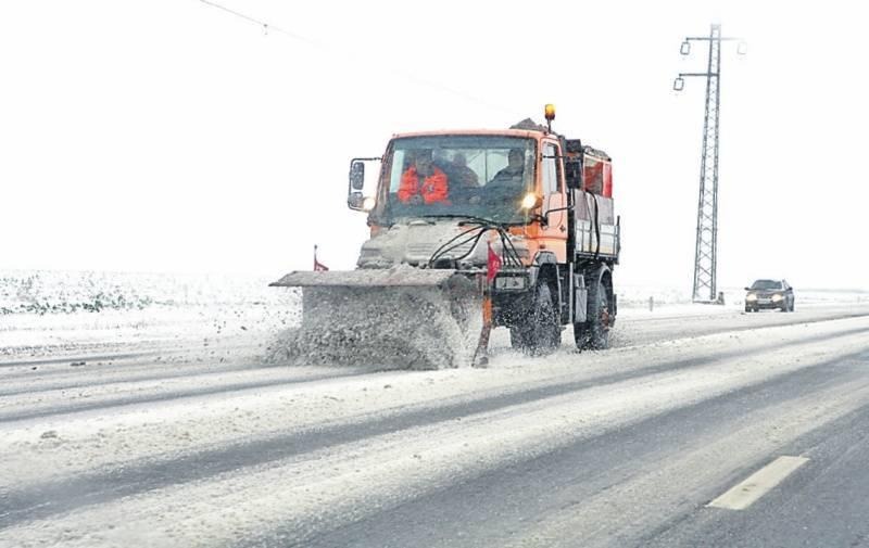 Ninge în toate județele Moldovei, iar circulația se desfășoară în condiții de iarnă