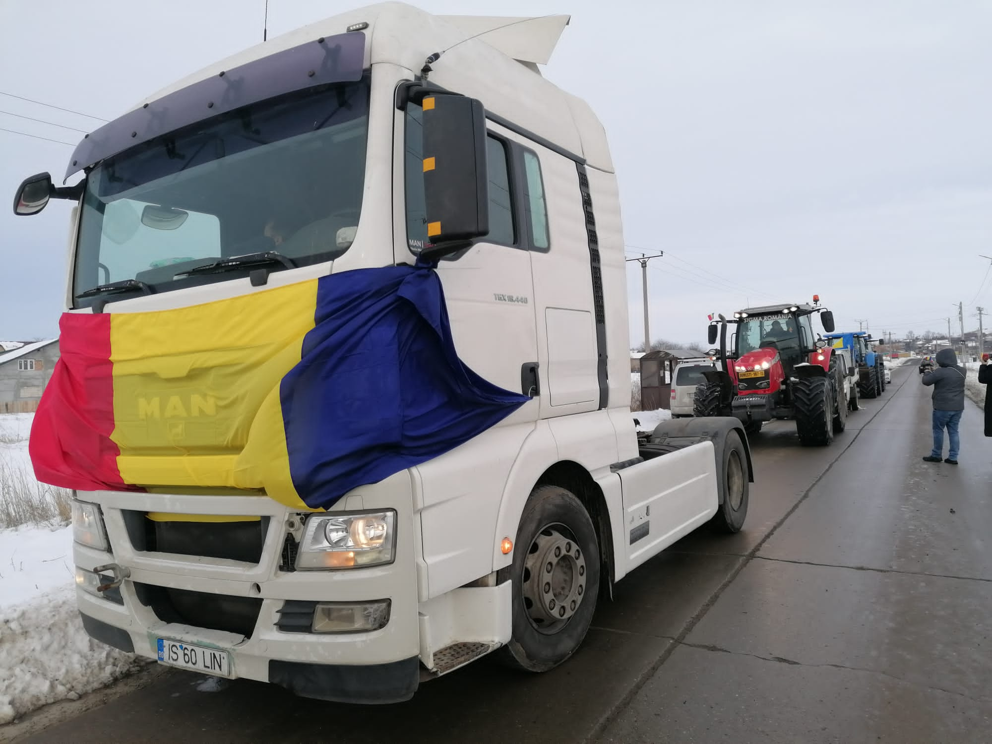 Premierul Marcel Ciolacu a acceptat ca o parte din noua acciză pe motorină să fie restituită transportatorilor