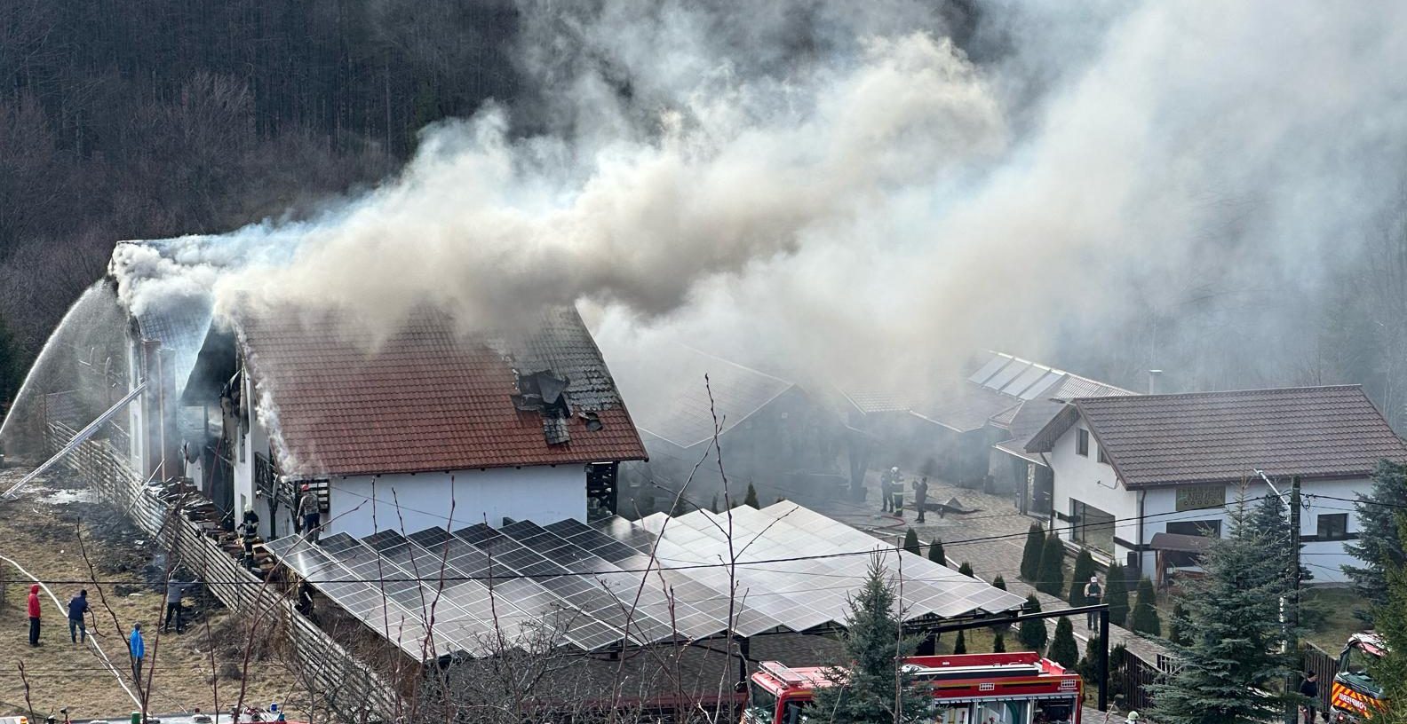 Suceava: Incendiu la o pensiune din localitatea Mălini