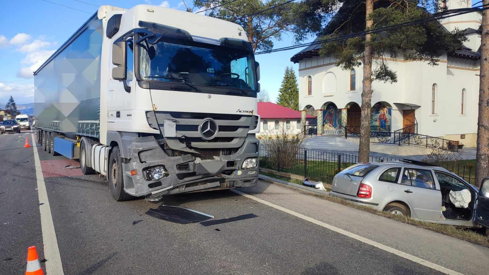 Suceava: Accident pe DN17, la Poiana Stampei