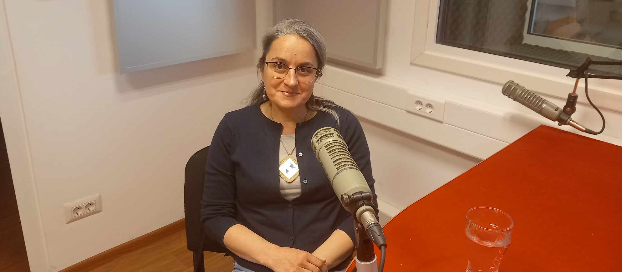 #StareaEducației (INTERVIU) Gabriela Dima, director Teach for Romania: “Sărăcia este principala cauză a abandonului școlar și jumătate din copiii României sunt la risc de sărăcie. Este nevoie de asumare, pe bune, a responsabilității pentru tot ce se întâmplă în sistemul educațional.”