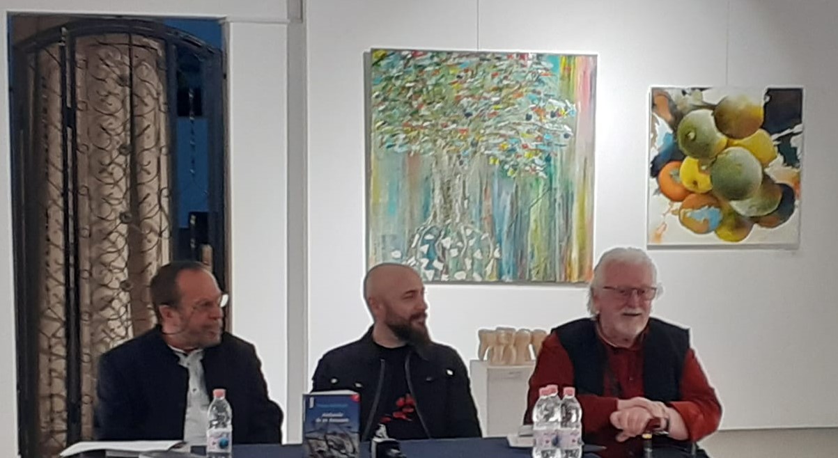 Atelierele de pe Armeană, de Nichita Danilov și ATELIER 35, subiecte ale emisiunii Dialog intercultural din 16 APRILIE 2024, h. 20 și 30 de minute, cu Dumitru ȘERBAN