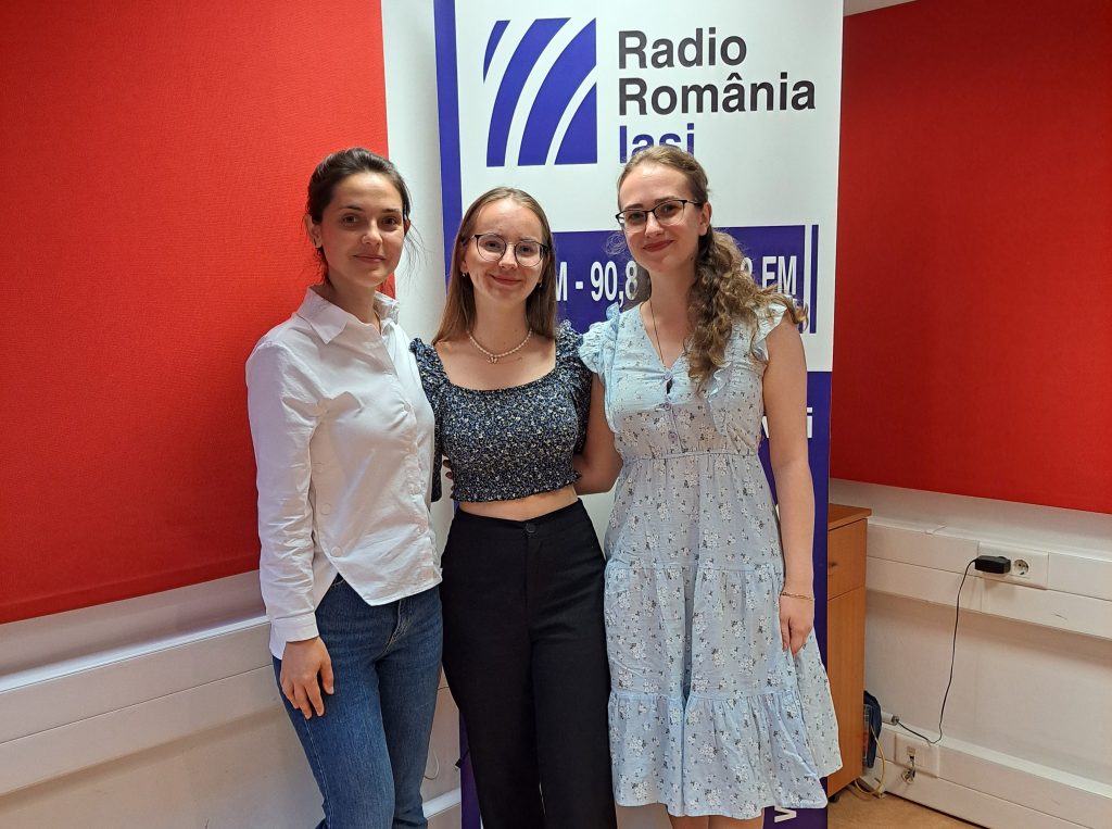 Otilia Pintilii, Adina Cîmpanu, Laura Hroștea - La Radio Iasi