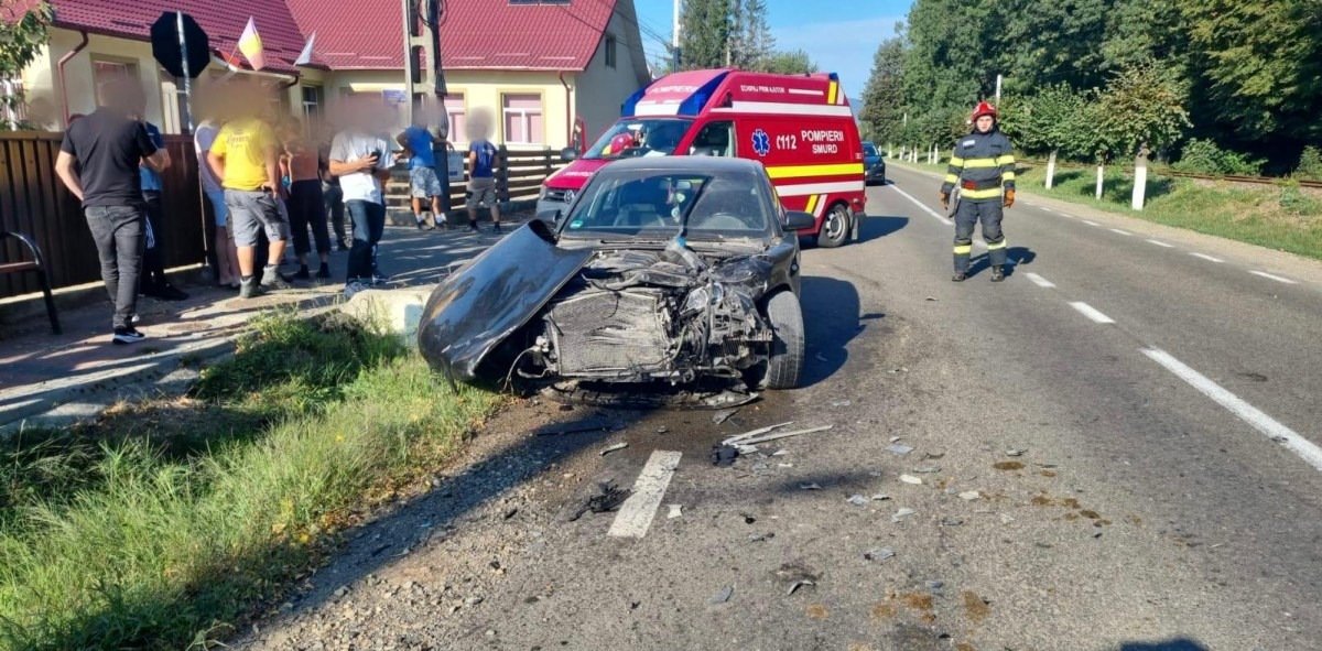 (FOTO) Suceava: Două persoane, dintre care una minoră, rănite în urma unui accident la Vicovu de Jos