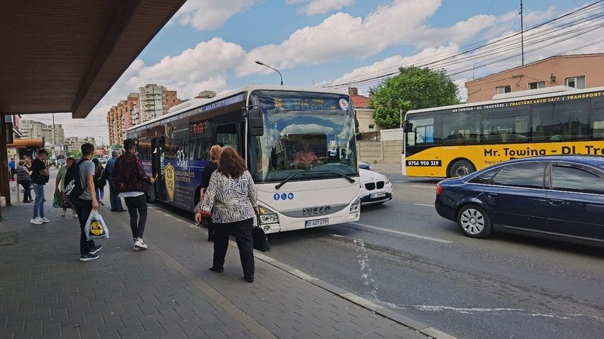 (AUDIO) Călătorii gratuite cu autobuzul școlar pentru elevii din municipiul Bacău