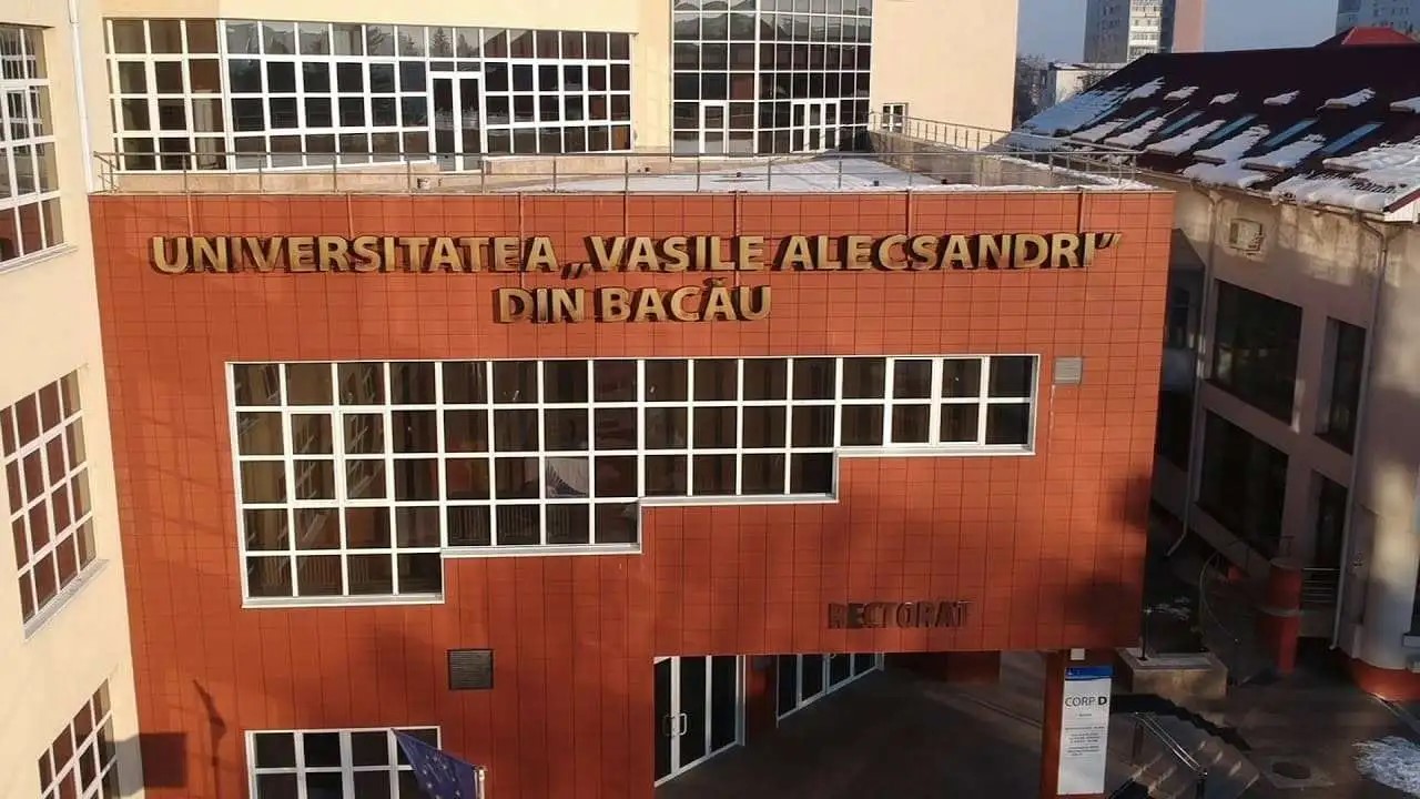 (AUDIO) Anul academic a debutat și la Universitatea „Vasile Alecsandri” din Bacău