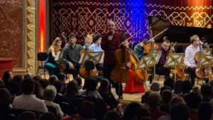 Marin Cazacu și Ansamblul Violoncellissimo_foto Virgil Oprina