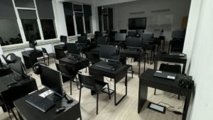 Neamţ: Colegiul Naţional de Informatică, dotat cu tehnologie de ultimă generaţie printr-o donaţie a Guvernului Japoniei