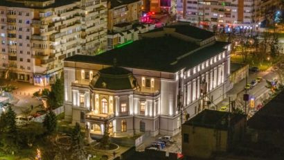 Botoşani: Teatrul Mihai Eminescu, redeschis publicului după o reabilitare care a durat peste zece ani