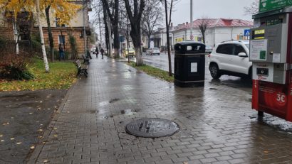 Meteo: Precipitații moderate cantitativ, ninsori și depunere de strat consistent de zăpadă la munte