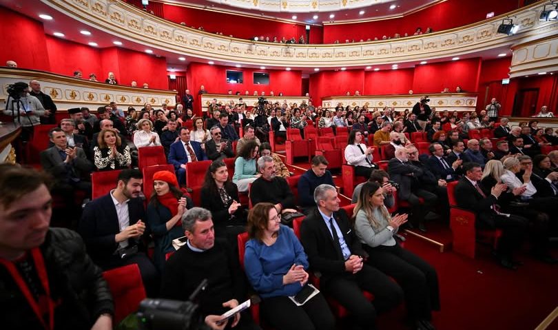 (FOTO) La Teatrul ”Mihai Eminescu” din Botoșani a avut loc aseară Gala Culturii Naționale