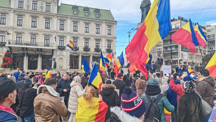 Proteste ale simpatizanților AUR la Iași și în mai multe orașe din țară