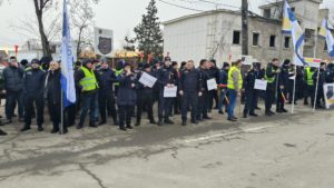 200 de poliţişti de frontieră au protestat fără a opri actvitatea în Punctul de Trecere a Frontierei Sculeni, la graniţa cu Republica Moldova