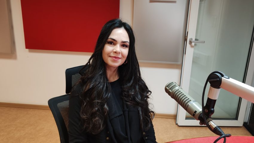 Invitație la Bal Vienez. Ștefania Mihăilescu în direct la Radio Iași