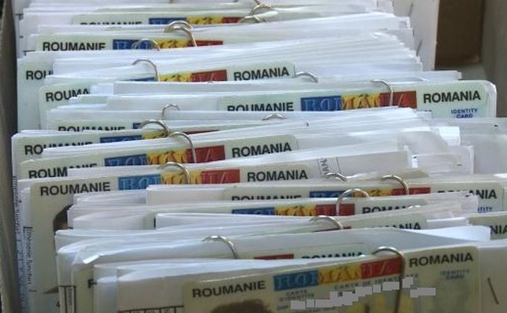 Cetăţenii din diaspora, care au domiciliul în alt stat membru al UE, vor putea obţine o carte de identitate eliberată de statul român