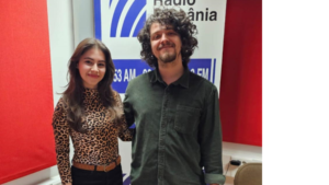 Paul Tihan cântă astăzi, 8 martie, ora 19 00, în Underground Pub. Reporterul Incubator Radio România Iasi, Raluca Cebere, a stat de vorbă cu Paul